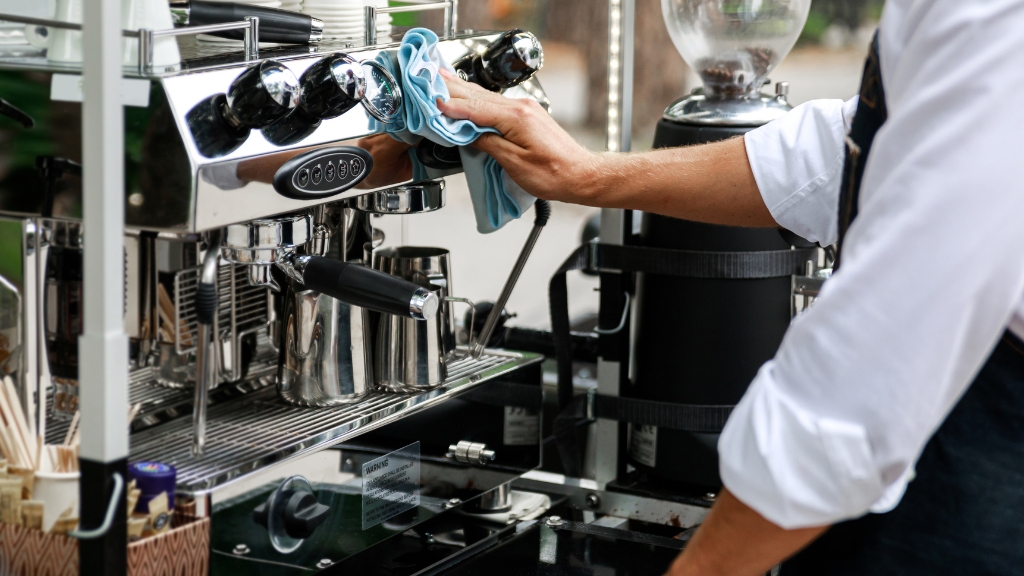 Cleaning Espresso Machine with Espresso Machine Cleaner